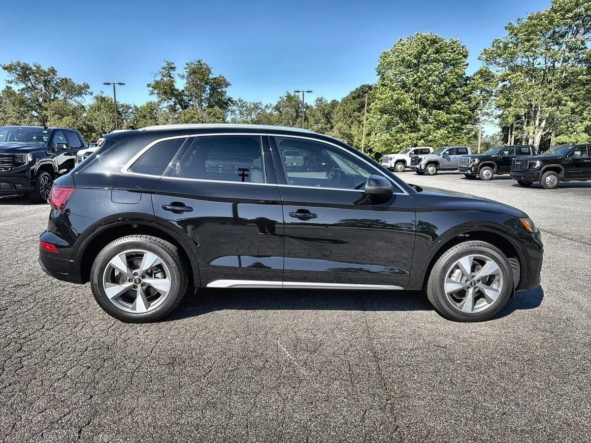 2022 Audi Q5 Premium Plus 40 TFSI quattro S tronic thumbnail 9