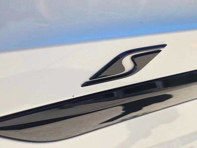 2022 Bentley Bentayga S thumbnail 13