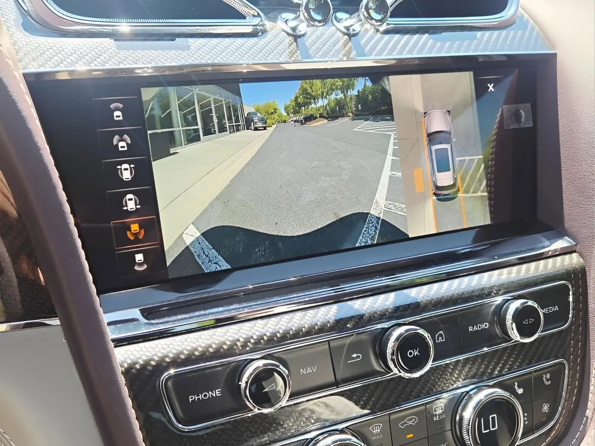 2022 Bentley Bentayga S thumbnail 35