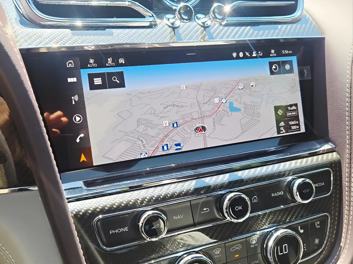 2022 Bentley Bentayga S thumbnail 36