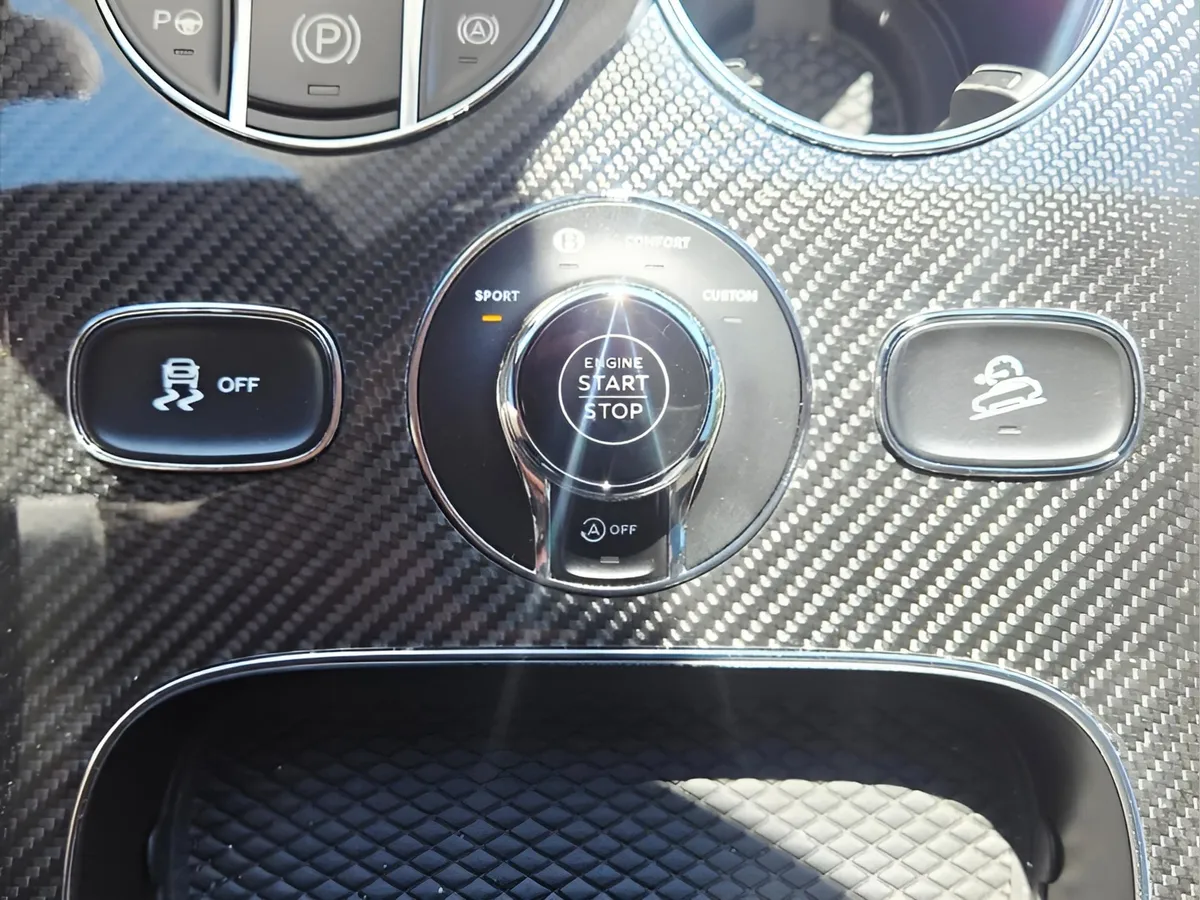2022 Bentley Bentayga S thumbnail 45