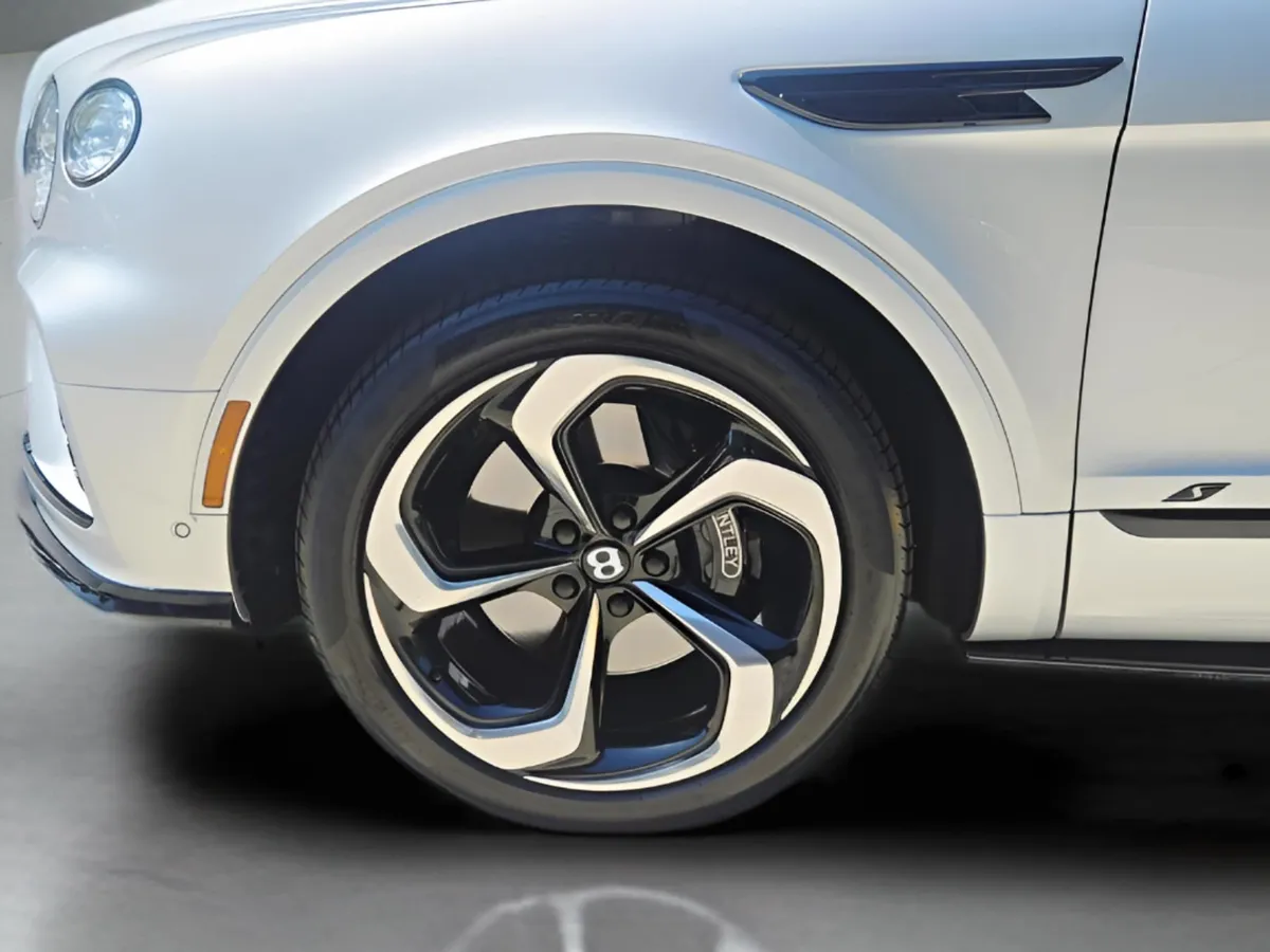 2022 Bentley Bentayga S thumbnail 6