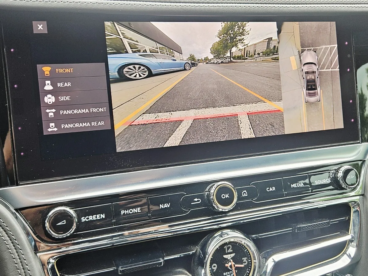 2022 Bentley Flying Spur V8 thumbnail 37