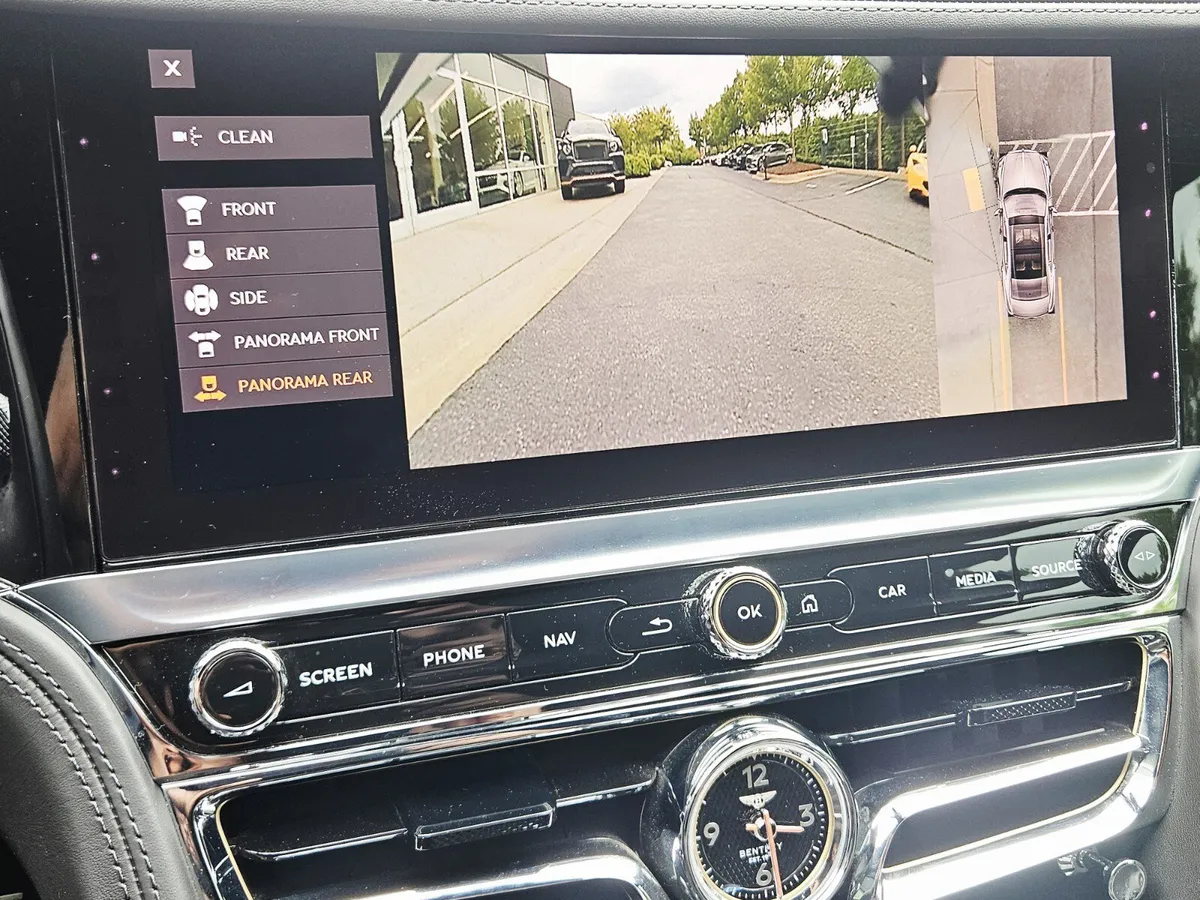 2022 Bentley Flying Spur V8 thumbnail 41