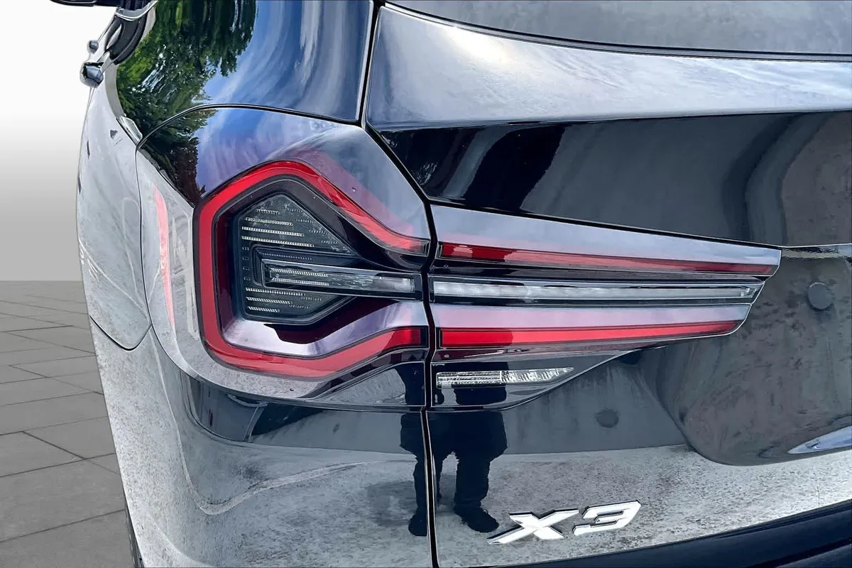 2022 BMW X3 sDrive30i sDrive30i thumbnail 36