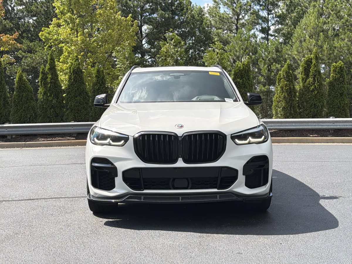 2022 BMW X5 M50i thumbnail 11
