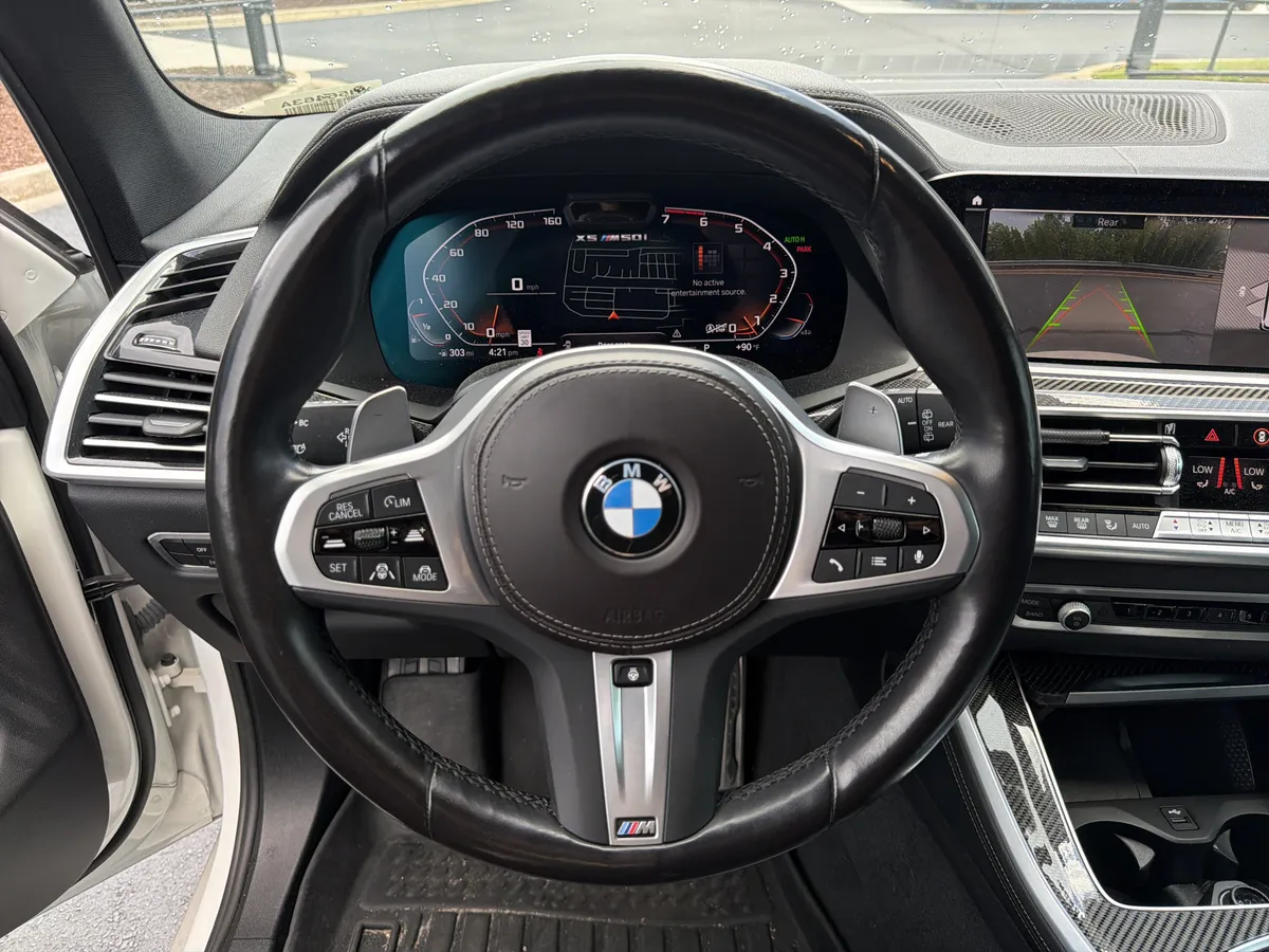 2022 BMW X5 M50i thumbnail 9