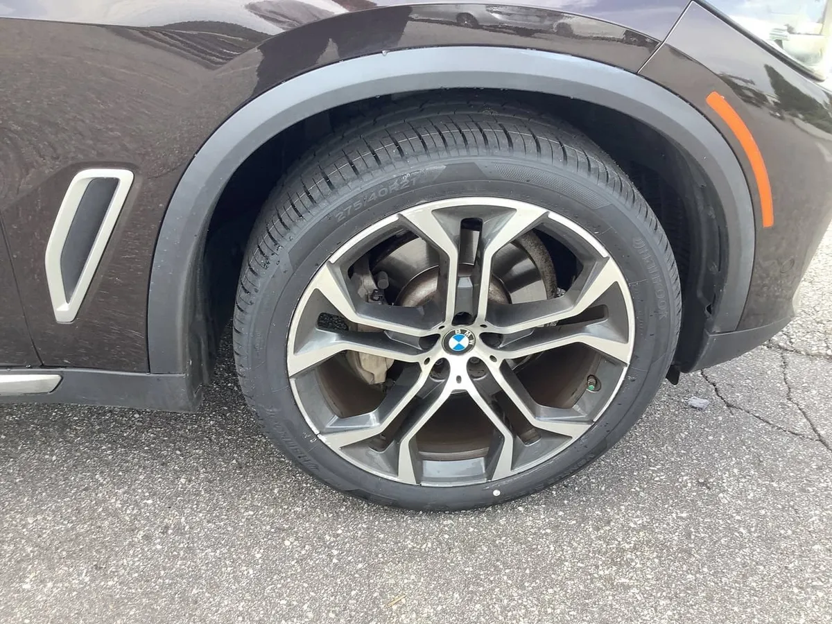 2022 BMW X5 sDrive40i thumbnail 12