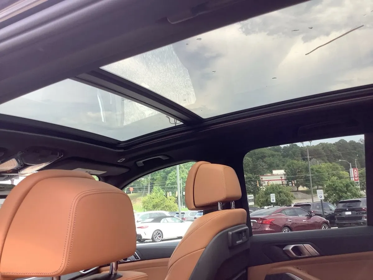 2022 BMW X5 sDrive40i thumbnail 24