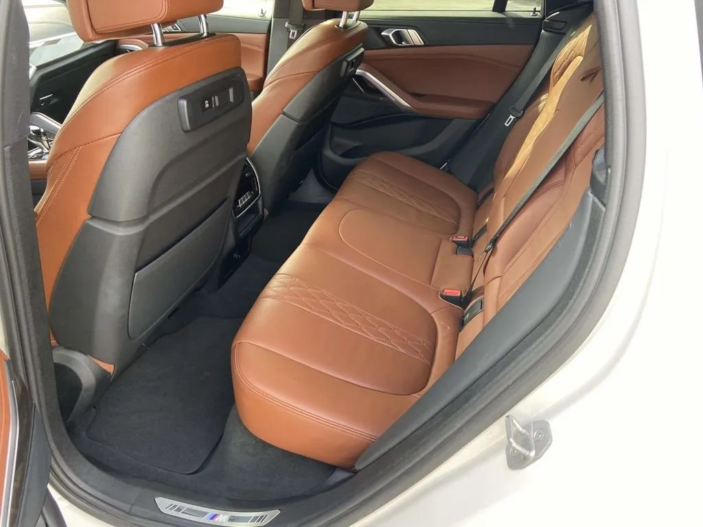 2022 BMW X6 xDrive40i thumbnail 25