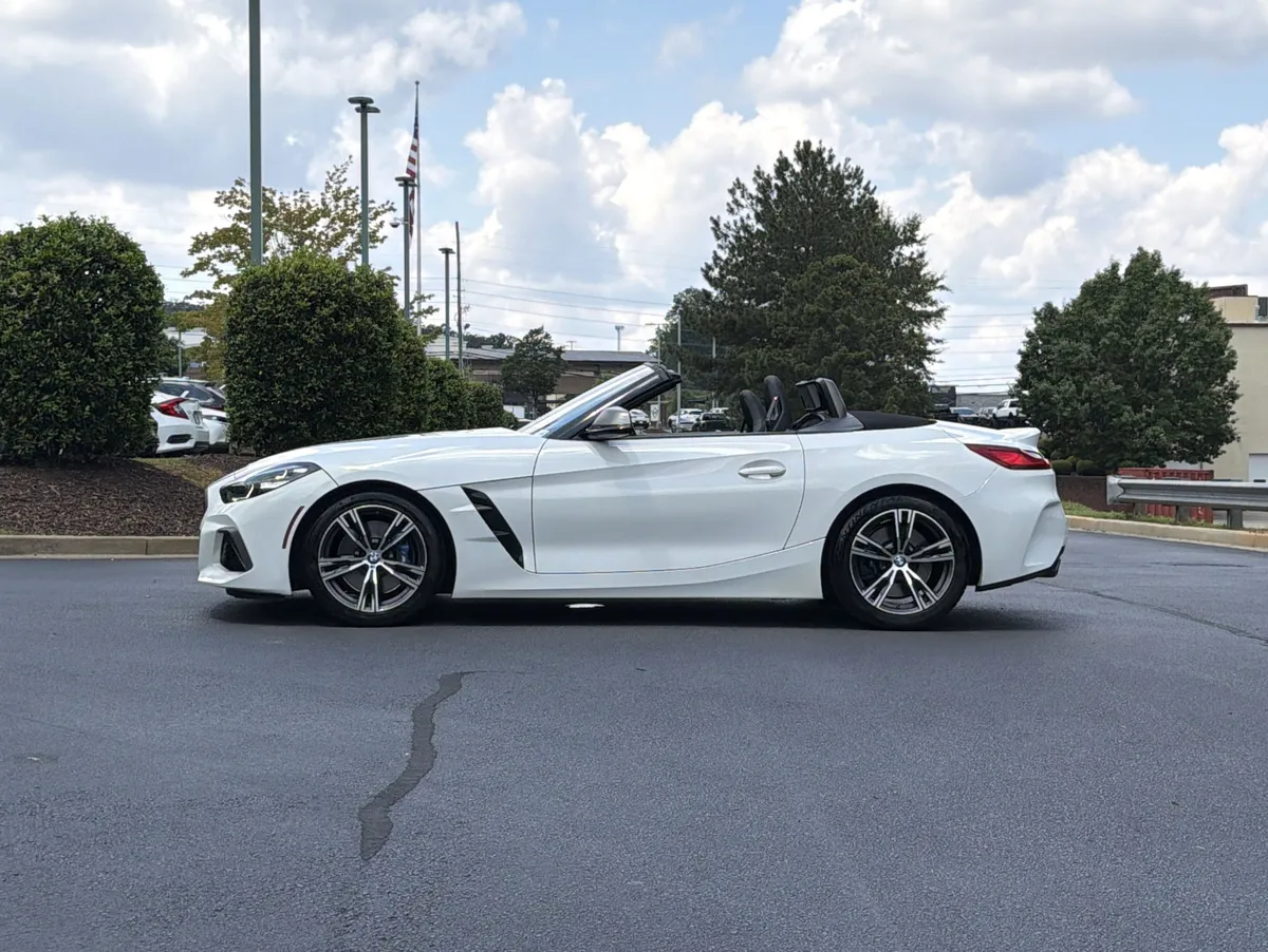 2022 BMW Z4 sDriveM40i thumbnail 11