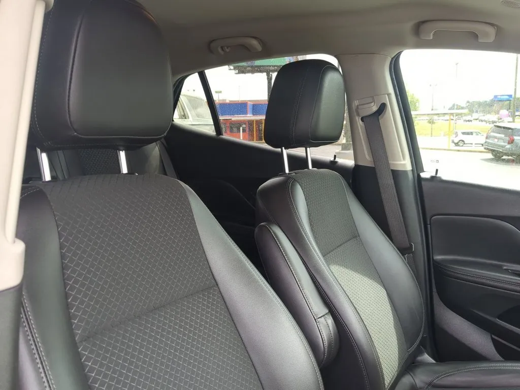 2022 Buick Encore Preferred thumbnail 26