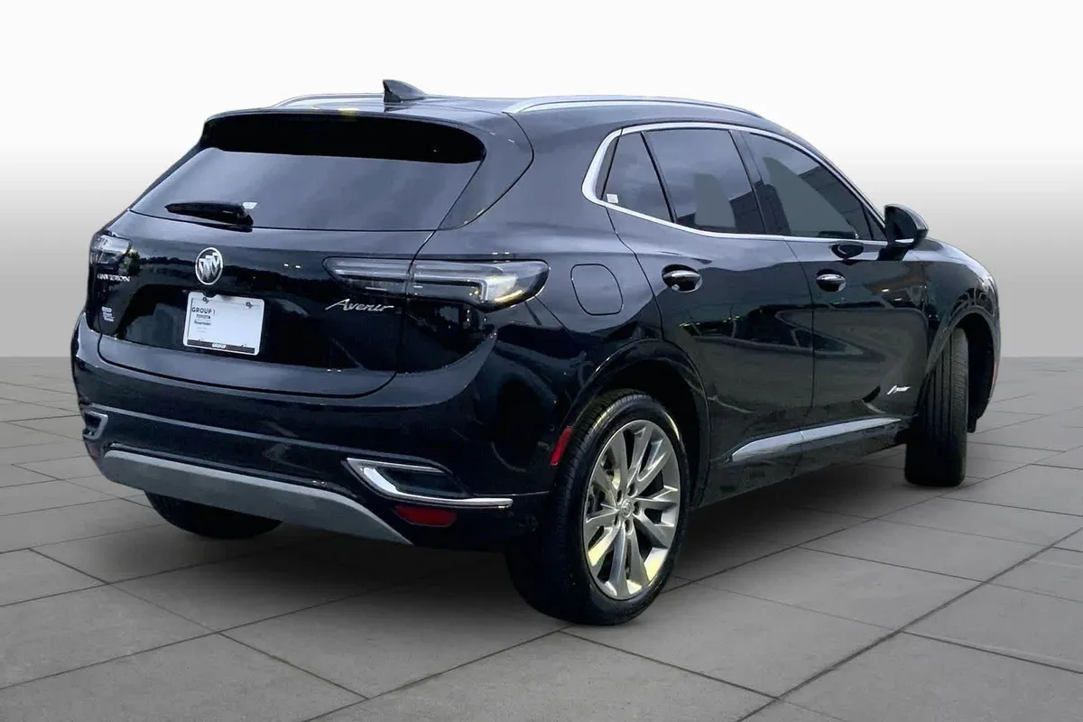 2022 Buick Envision Avenir thumbnail 13