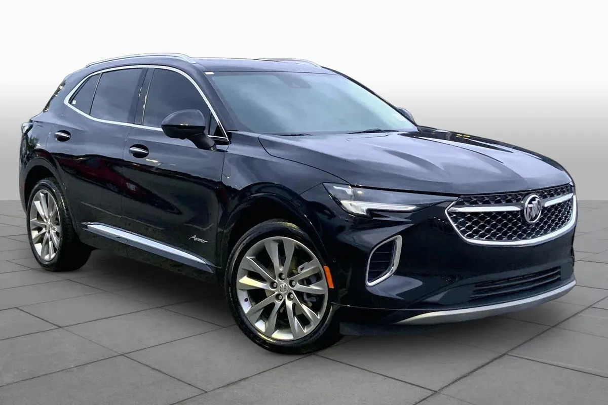 2022 Buick Envision Avenir thumbnail 3