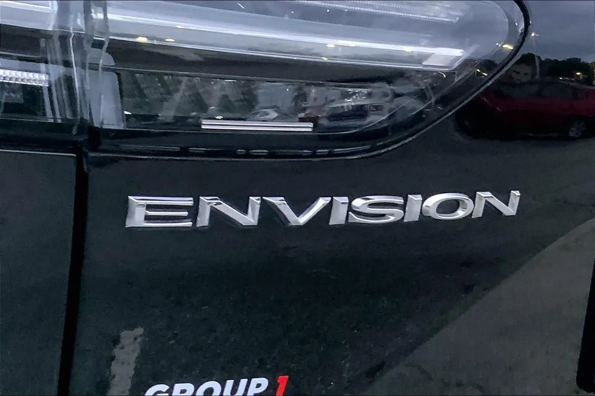 2022 Buick Envision Avenir thumbnail 30