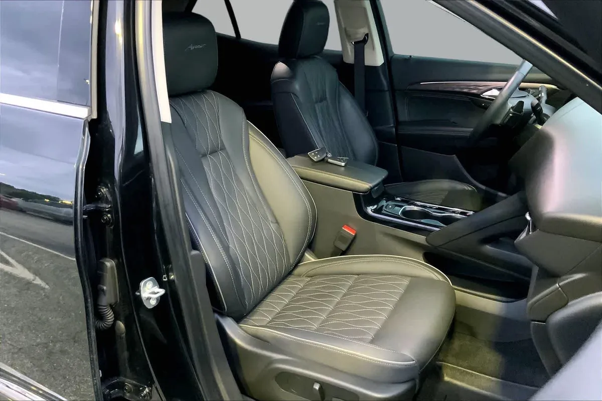 2022 Buick Envision Avenir thumbnail 9