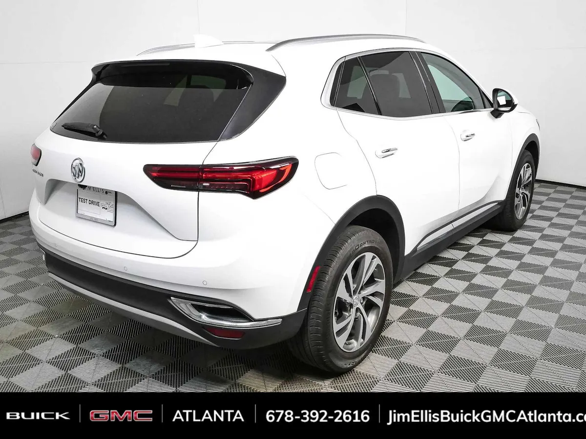 2022 Buick Envision Essence thumbnail 3