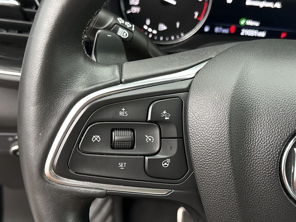 2022 Buick Envision Essence thumbnail 21