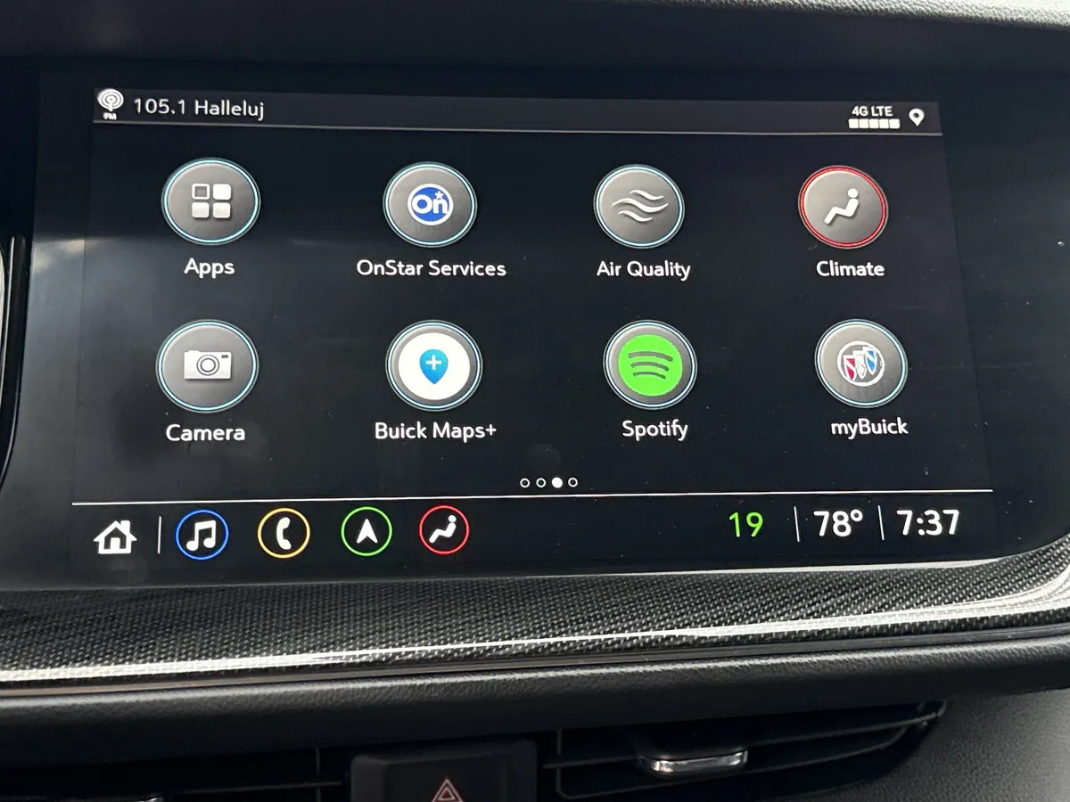 2022 Buick Envision Essence thumbnail 29