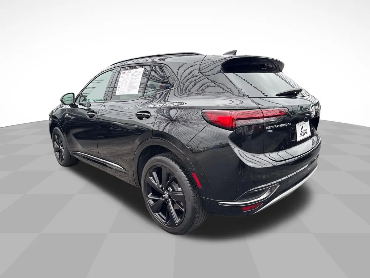2022 Buick Envision Essence thumbnail 7