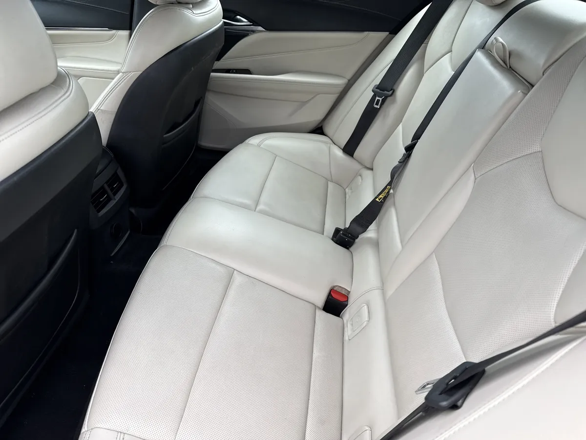 2022 CADILLAC CT4 Premium Luxury thumbnail 17