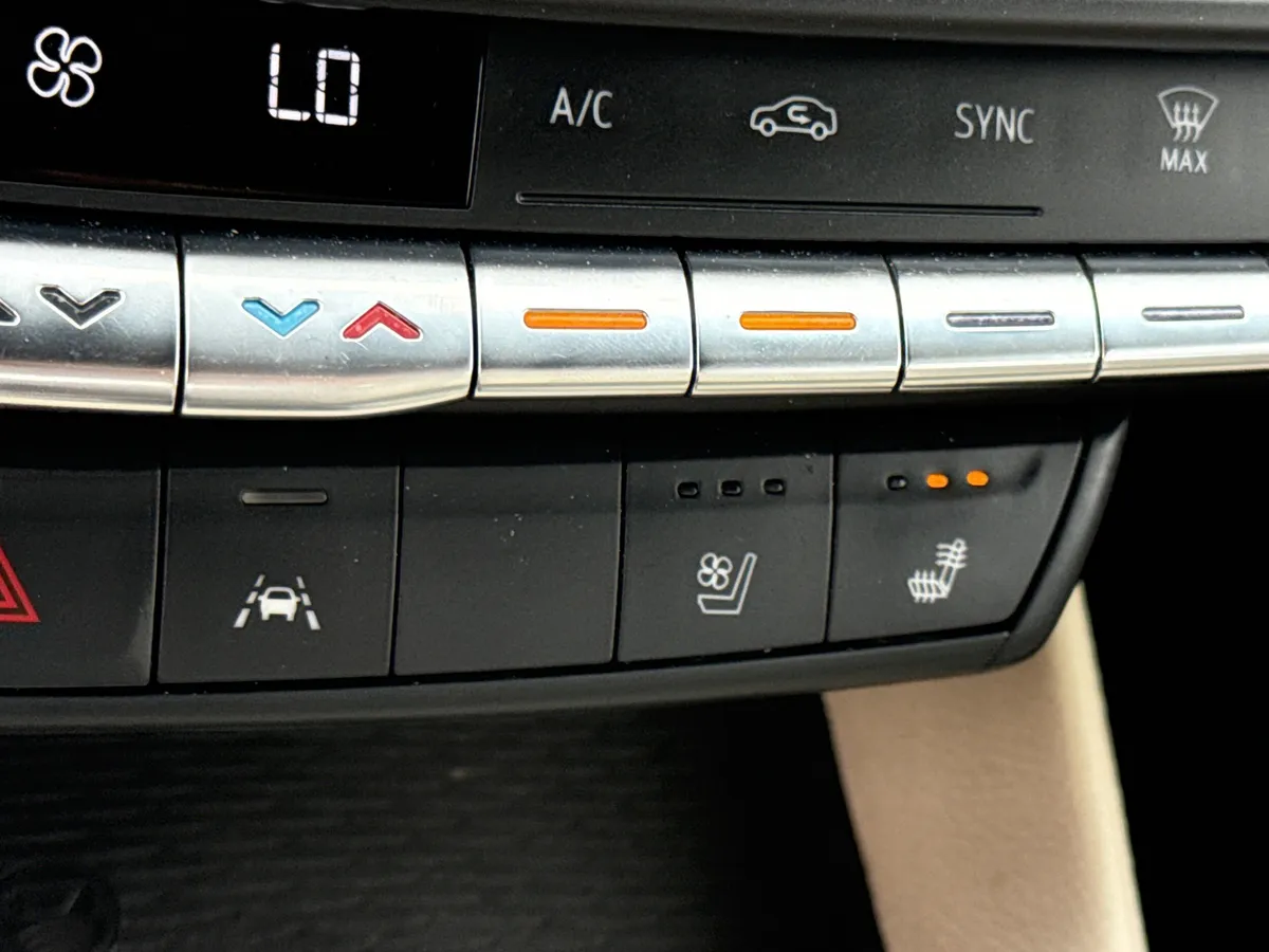 2022 CADILLAC CT4 Premium Luxury thumbnail 29