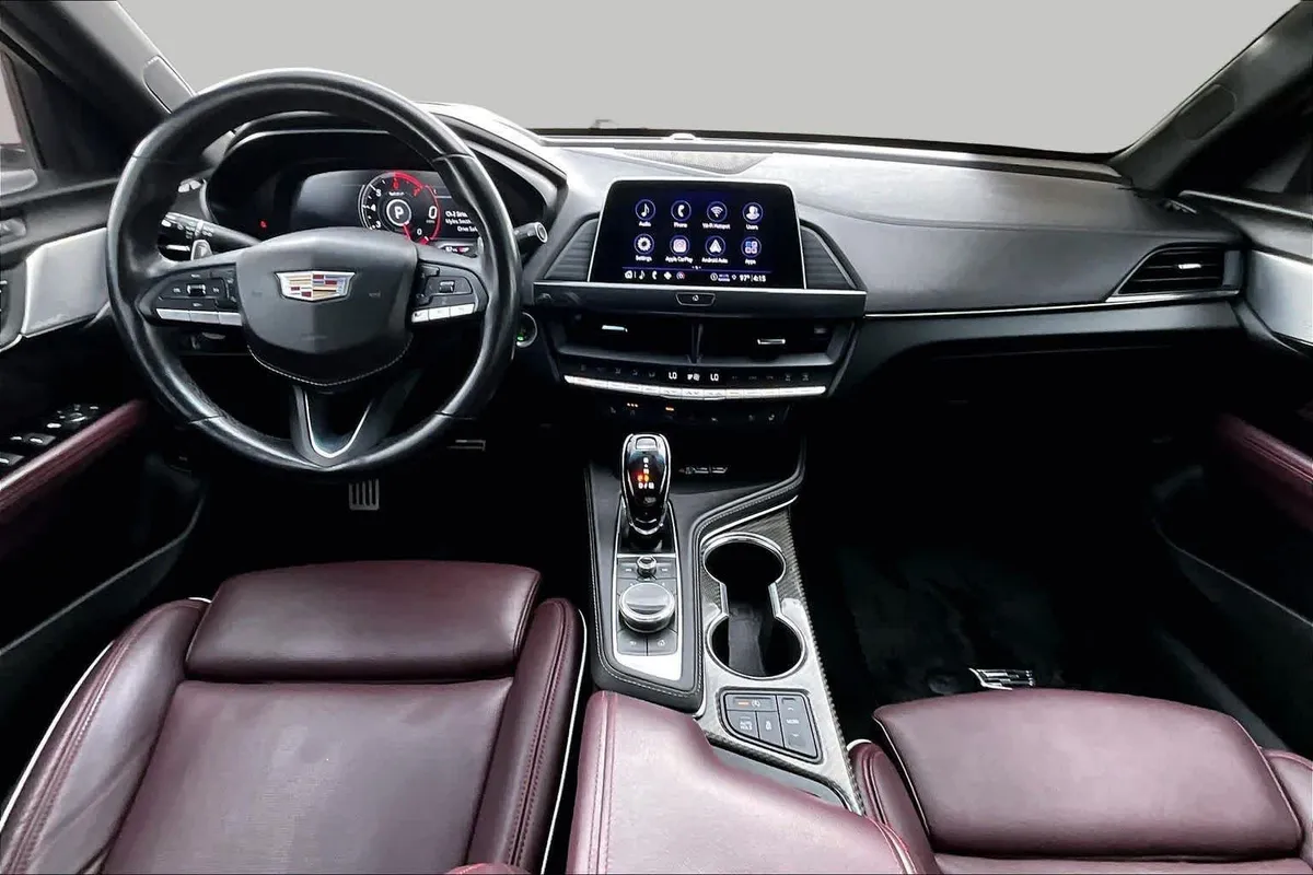 2022 Cadillac CT4-V thumbnail 16
