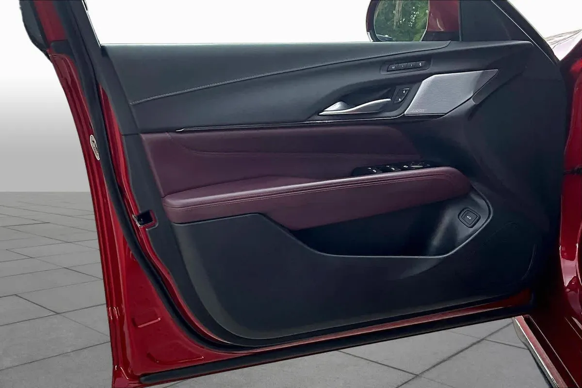 2022 Cadillac CT4-V thumbnail 26