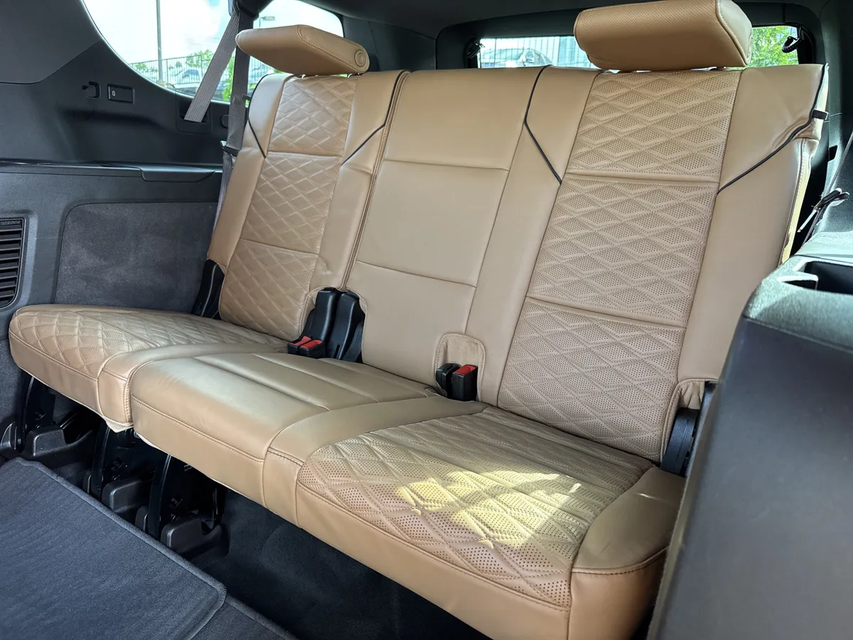 2022 CADILLAC Escalade ESV Premium Luxury thumbnail 31