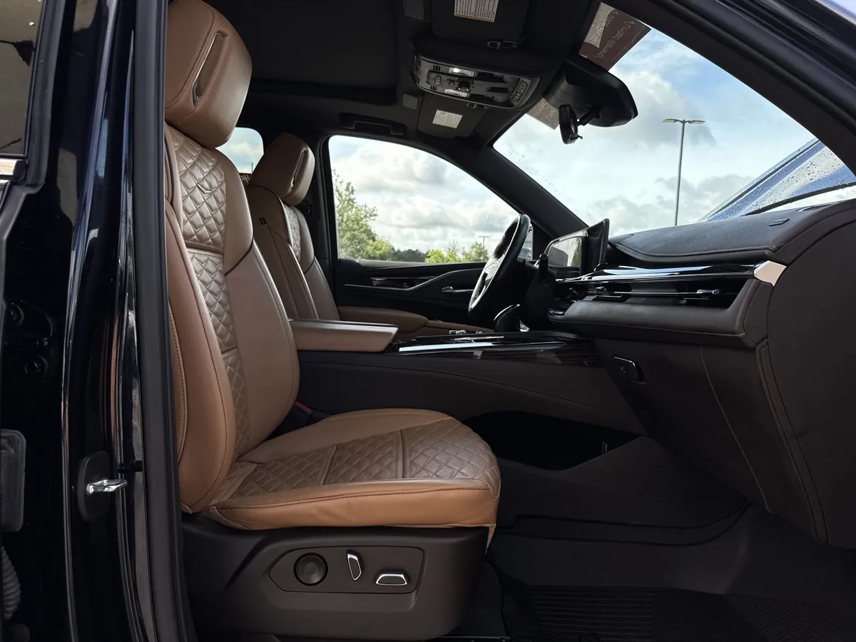 2022 CADILLAC Escalade ESV Premium Luxury thumbnail 32
