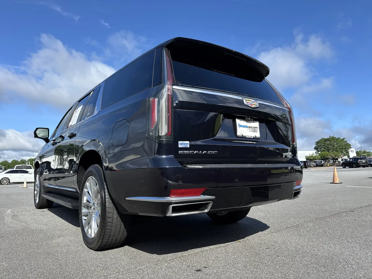 2022 CADILLAC Escalade ESV Premium Luxury thumbnail 6