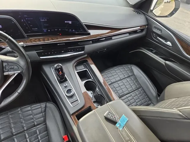 2022 Cadillac Escalade Sport Platinum thumbnail 23