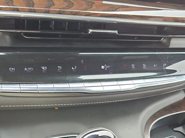 2022 Cadillac Escalade Sport Platinum thumbnail 32