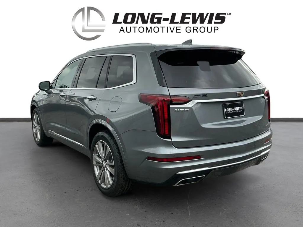 2022 Cadillac XT6 Premium Luxury thumbnail 4