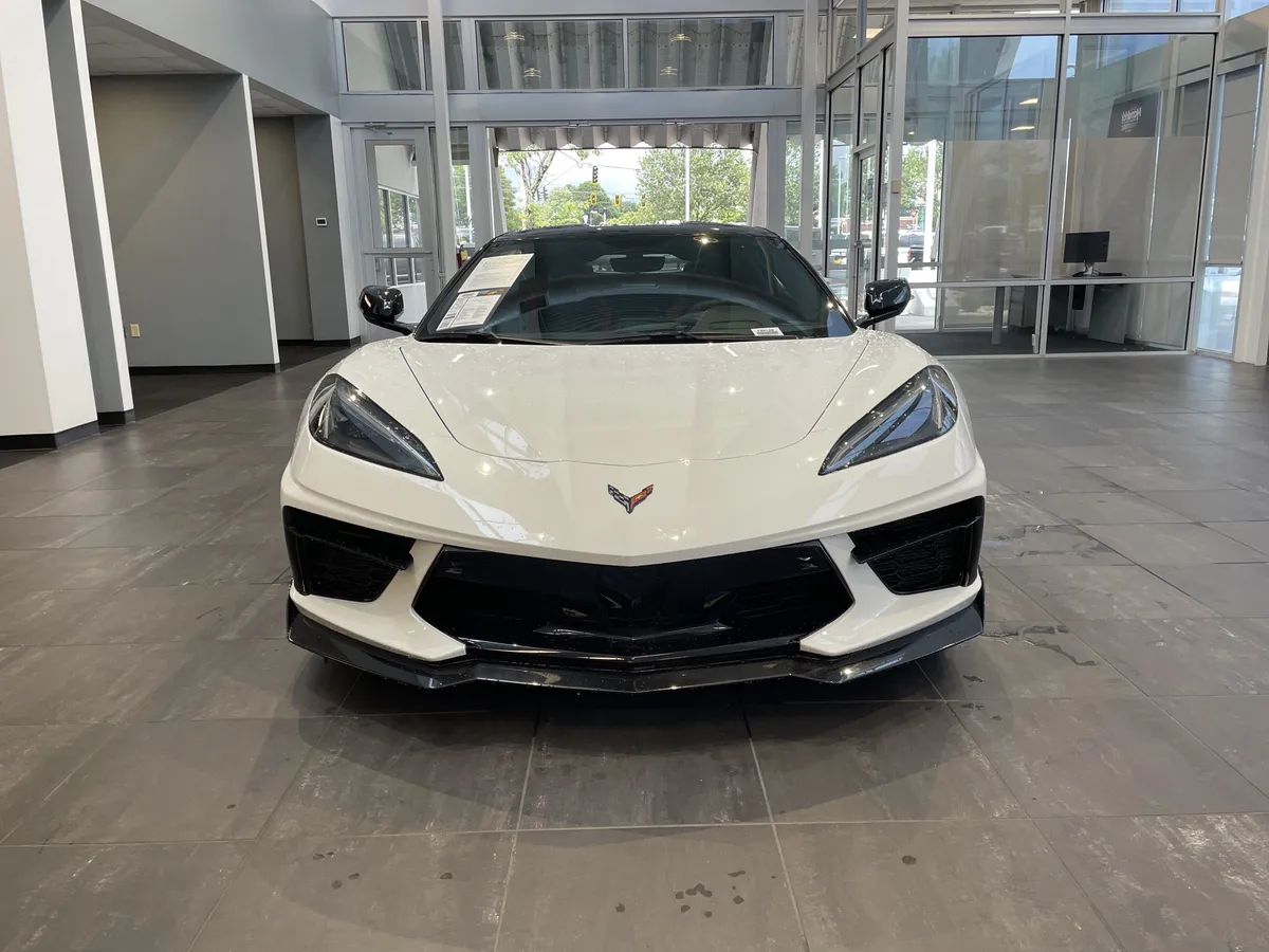 2022 Chevrolet Corvette 3LT thumbnail 2