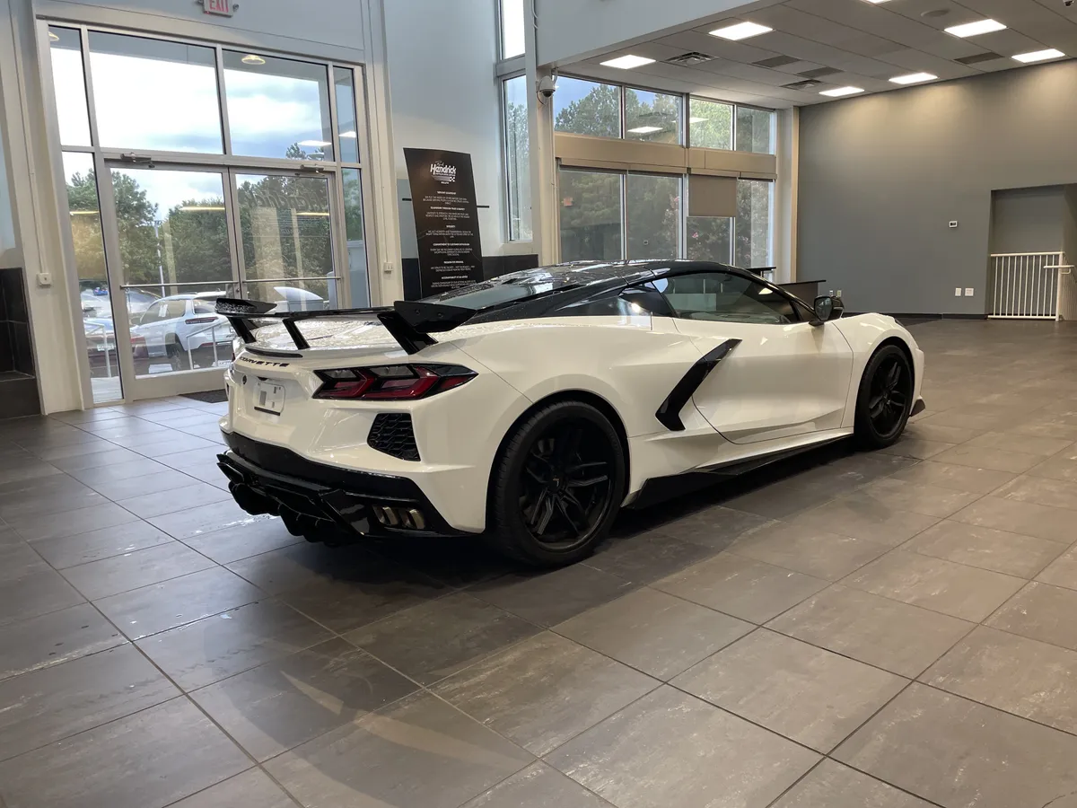2022 Chevrolet Corvette 3LT thumbnail 9