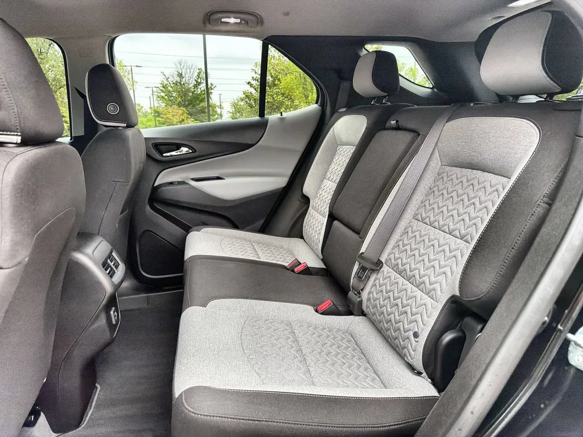 2022 Chevrolet Equinox LS thumbnail 20