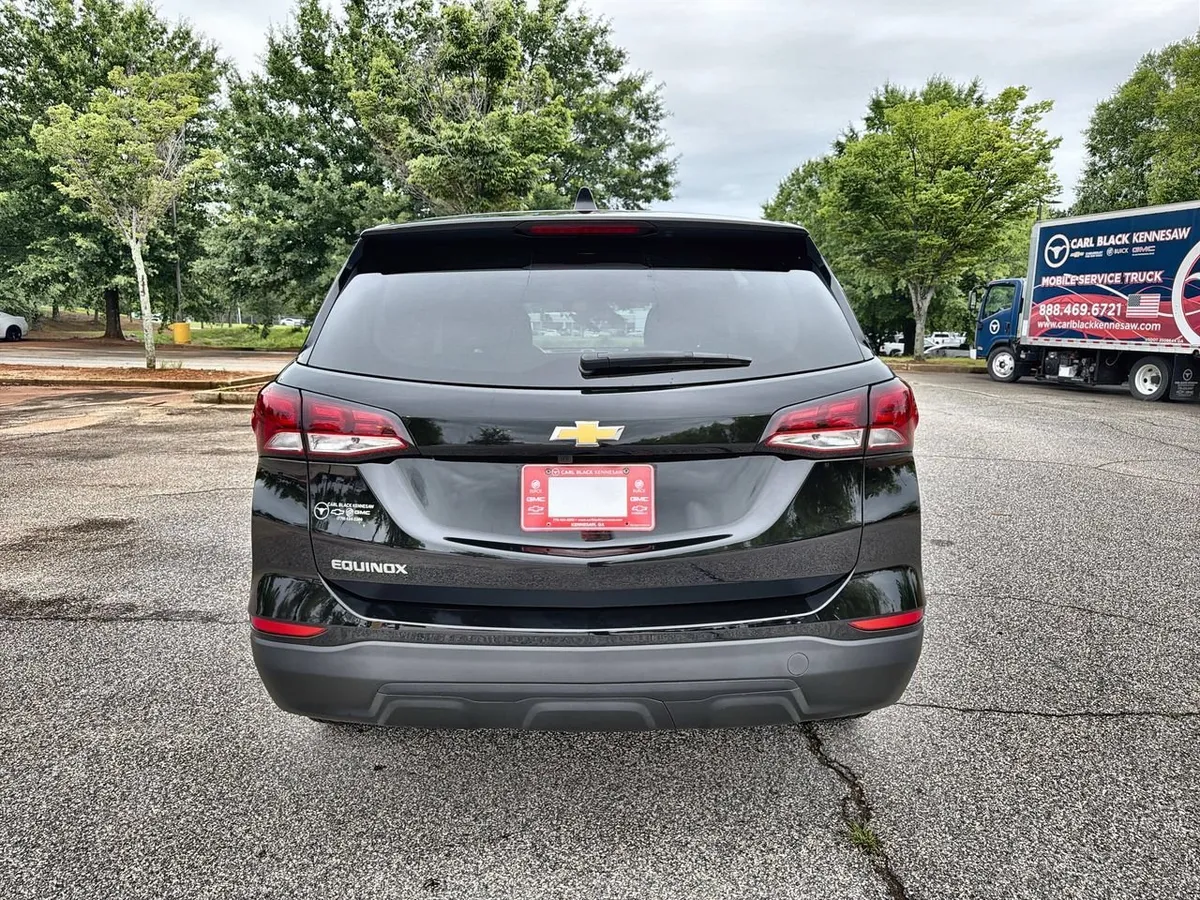 2022 Chevrolet Equinox LS thumbnail 7