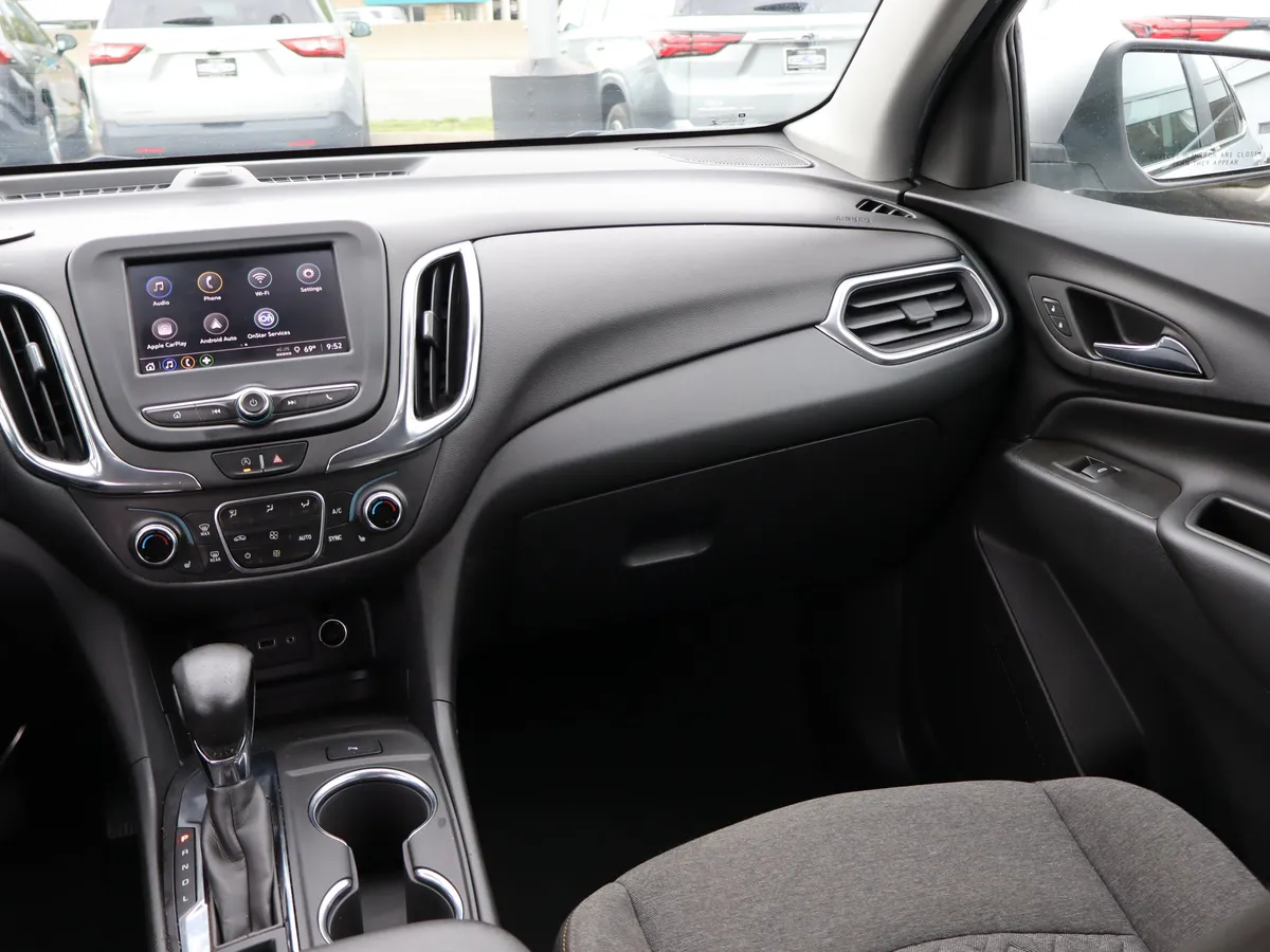 2022 Chevrolet Equinox LT thumbnail 12