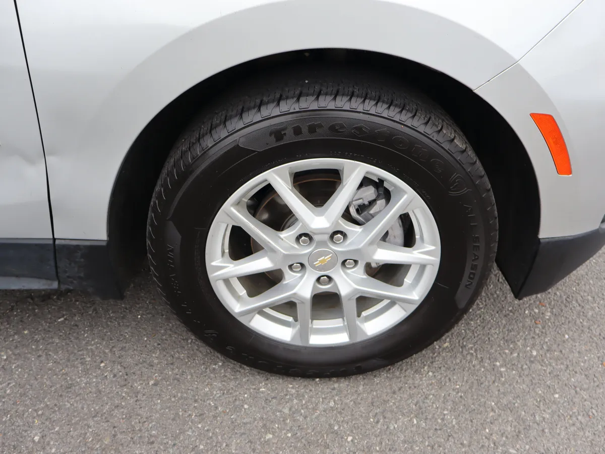 2022 Chevrolet Equinox LT thumbnail 35