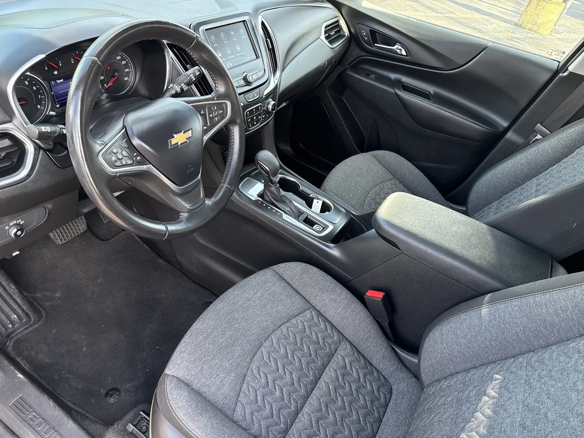 2022 Chevrolet Equinox LT thumbnail 10