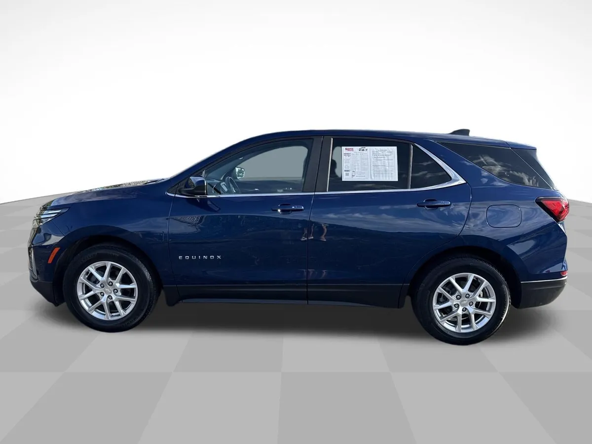 2022 Chevrolet Equinox LT thumbnail 4