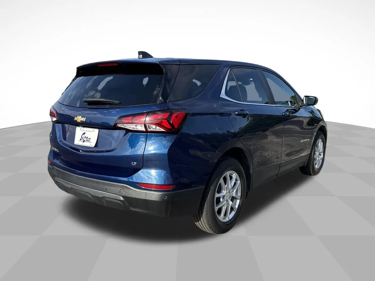 2022 Chevrolet Equinox LT thumbnail 6