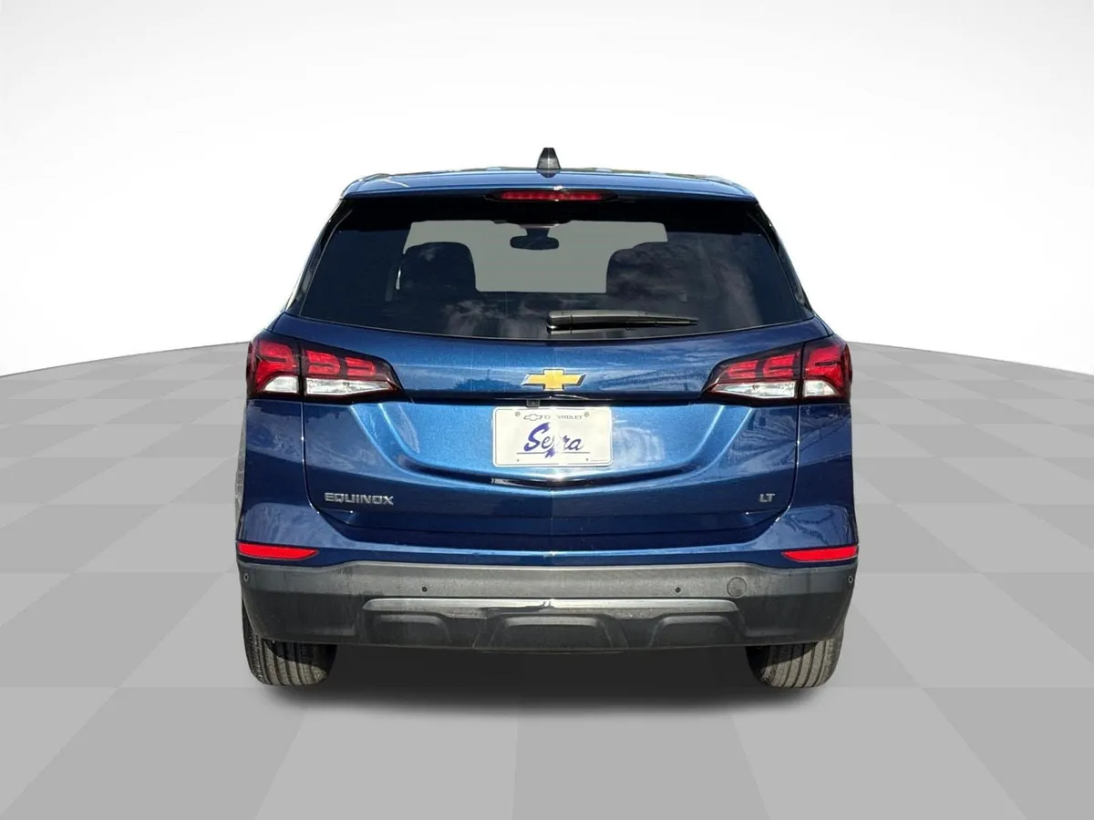 2022 Chevrolet Equinox LT thumbnail 8