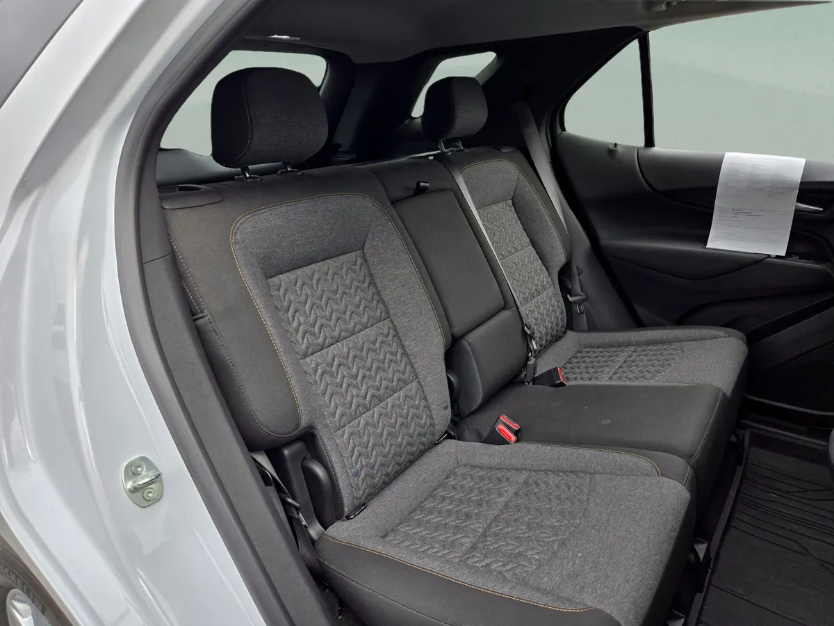 2022 Chevrolet Equinox LT thumbnail 19