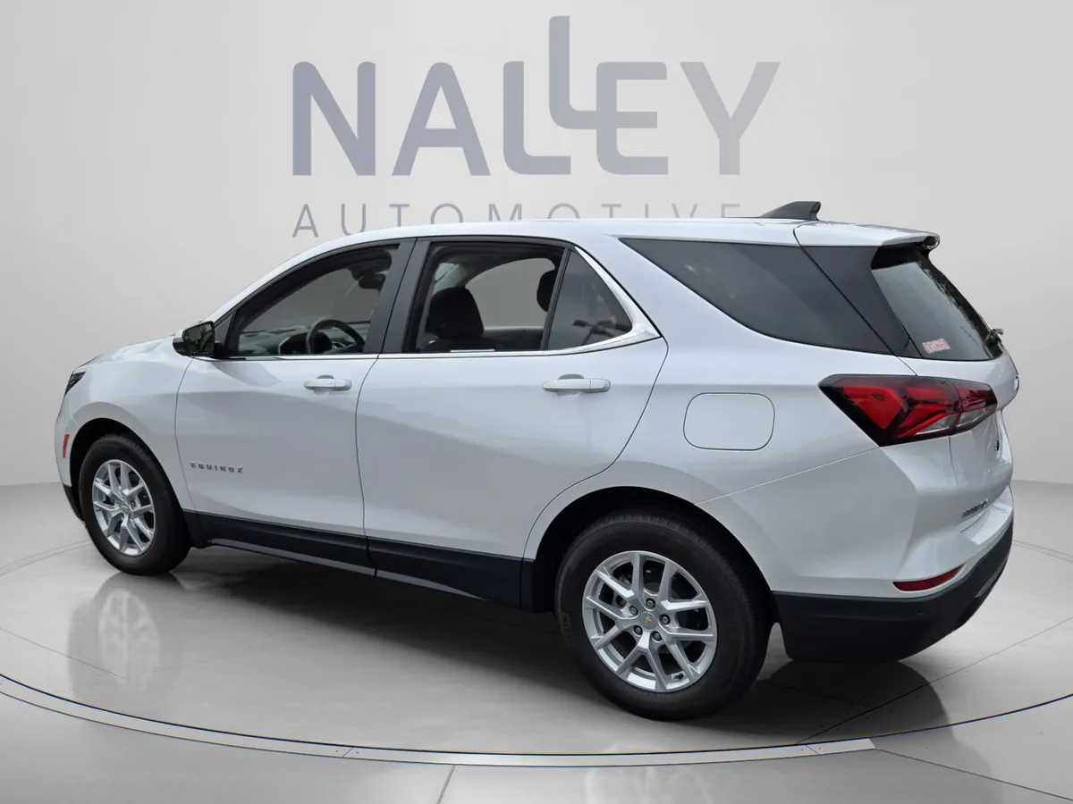 2022 Chevrolet Equinox LT thumbnail 4