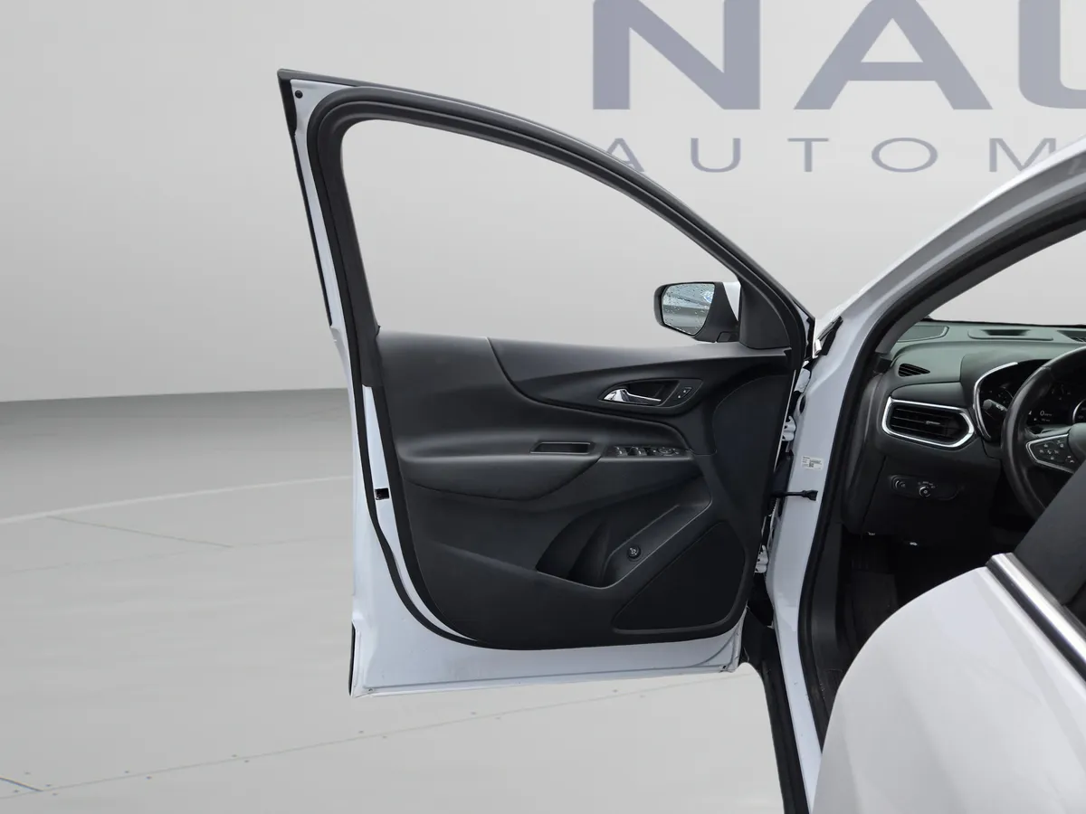 2022 Chevrolet Equinox LT thumbnail 8