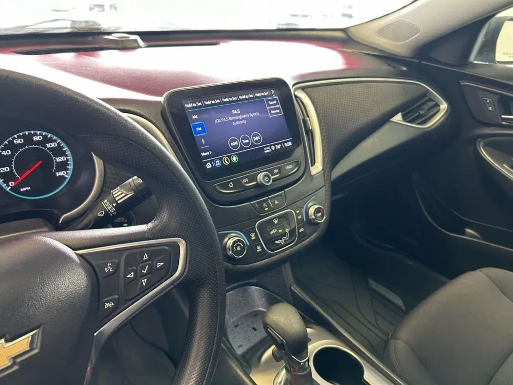 2022 Chevrolet Malibu LS thumbnail 20