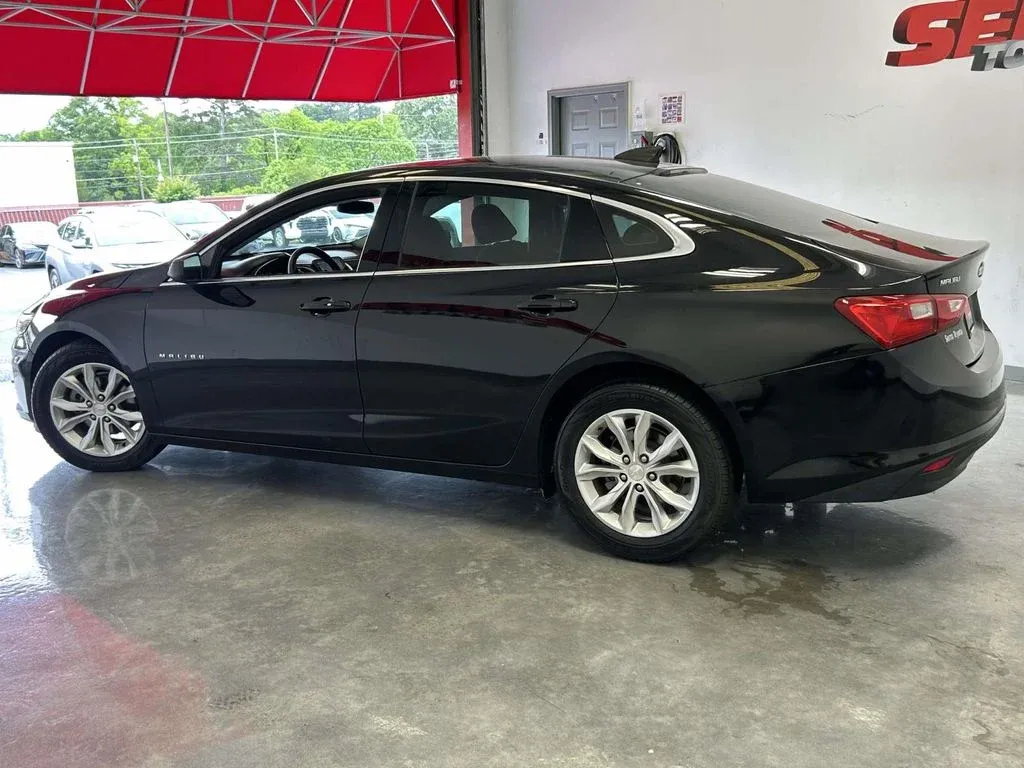 2022 Chevrolet Malibu LS thumbnail 6