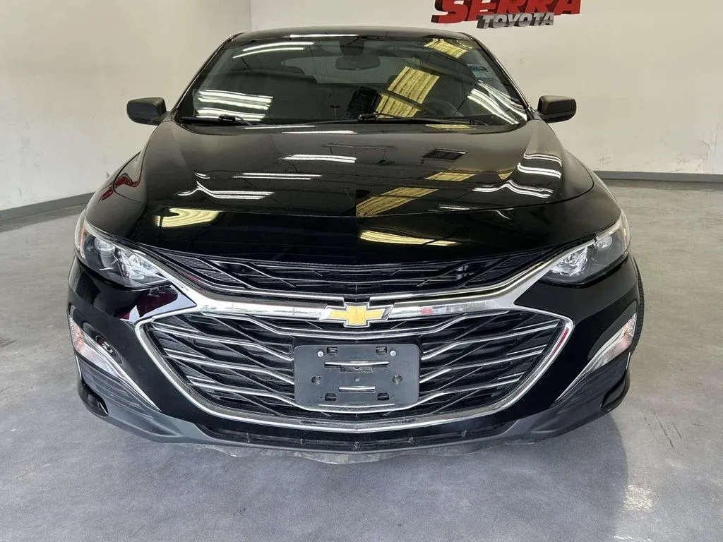 2022 Chevrolet Malibu LS thumbnail 8